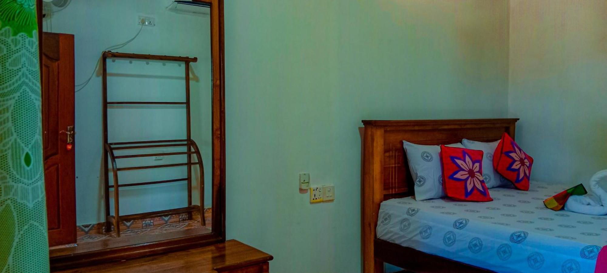 Chanaka Holiday Inn Sigiriya Exterior foto
